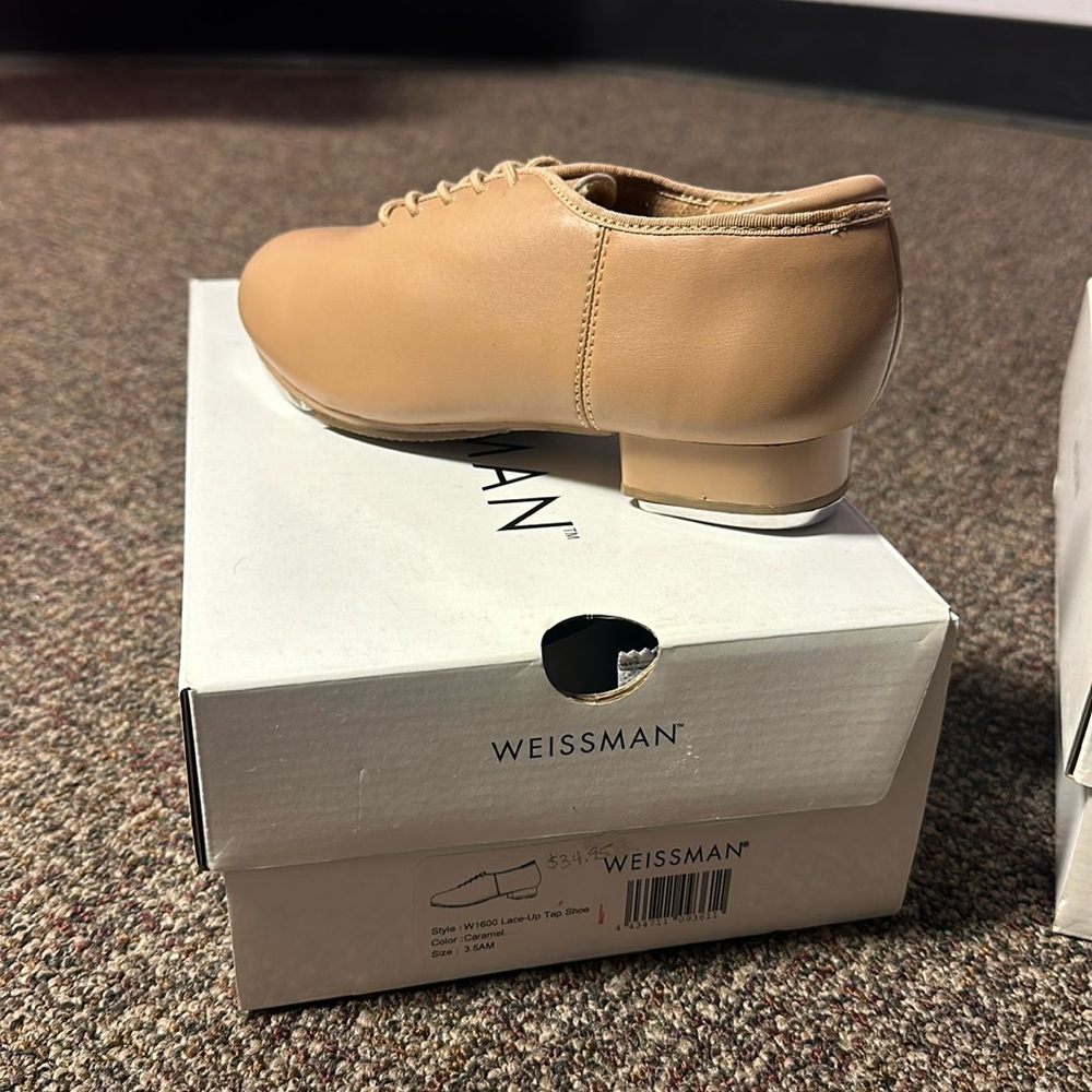 Tap shoes